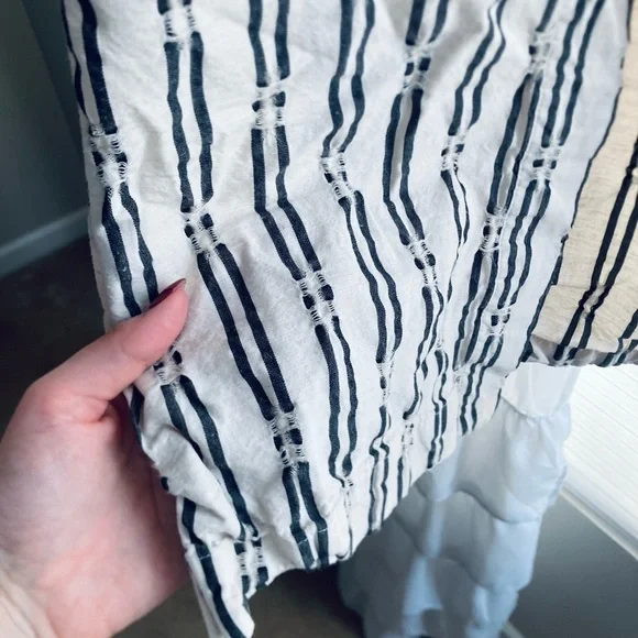 Striped Open-Front Kimono - Picture 6 of 7